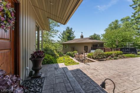219 W Valley Brook Road Washington NJ 07830