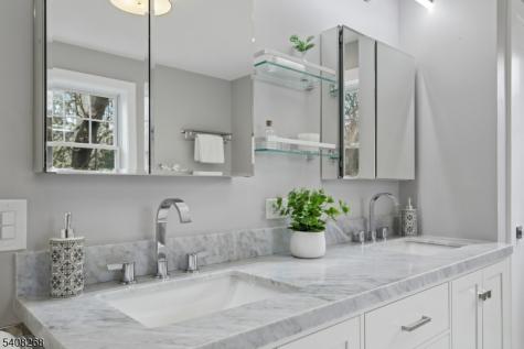 108 Baker Street Maplewood NJ 07040