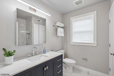 108 Baker Street Maplewood NJ 07040
