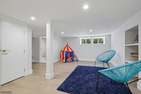 108 Baker Street Maplewood NJ 07040