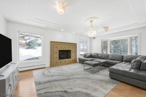 72 Stony Brook Road Montville NJ 07045
