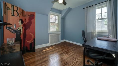 178 Jackson Avenue Rutherford NJ 07070