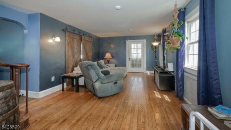 178 Jackson Avenue Rutherford NJ 07070