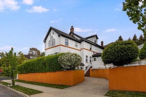 200 Washington Avenue Clifton NJ 07011