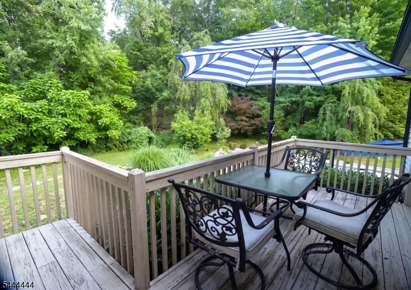 39 Hillcrest Avenue Montville NJ 07045