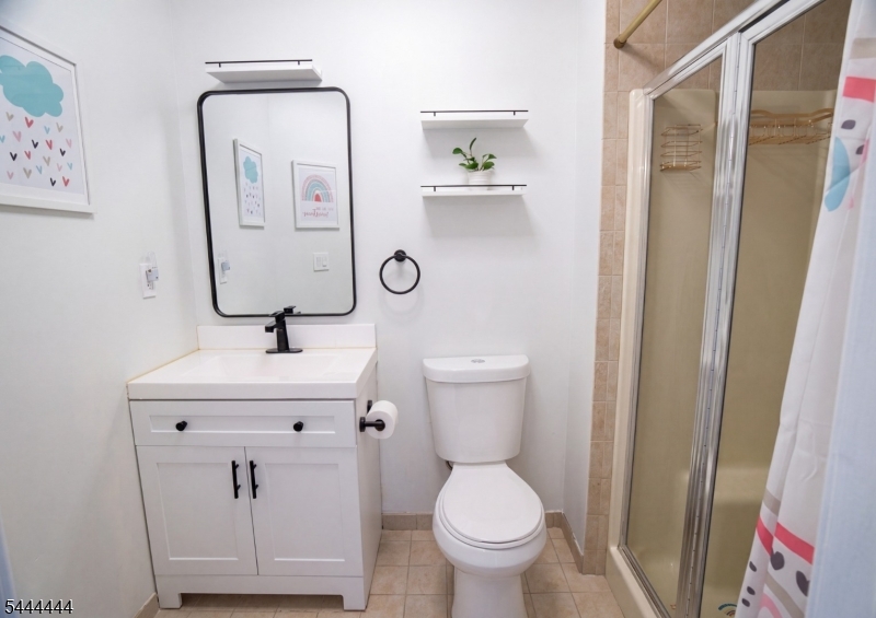 39 Hillcrest Avenue Montville NJ 07045