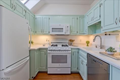 74 Porter Place Montclair NJ 07042