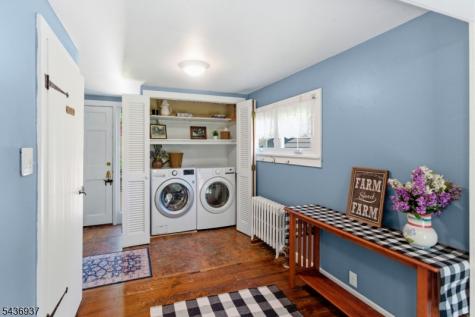 60 Pleasant Run Road Readington NJ 08822