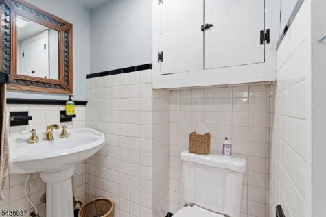 60 Pleasant Run Road Readington NJ 08822