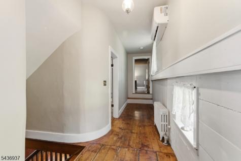 60 Pleasant Run Road Readington NJ 08822