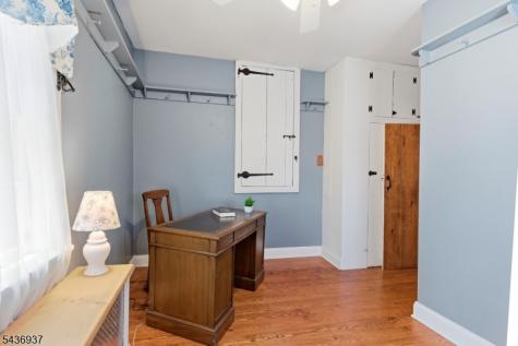 60 Pleasant Run Road Readington NJ 08822