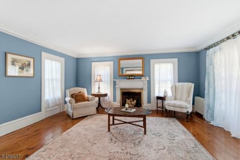 60 Pleasant Run Road Readington NJ 08822