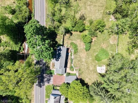 60 Pleasant Run Road Readington NJ 08822