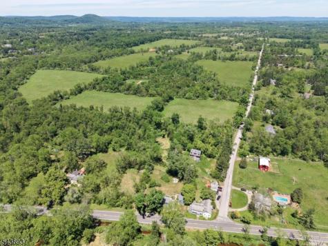 60 Pleasant Run Road Readington NJ 08822