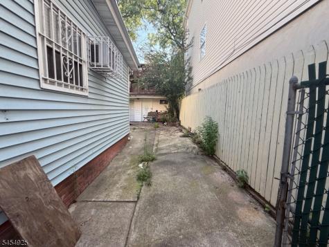 423 Fulton Street Elizabeth NJ 07206