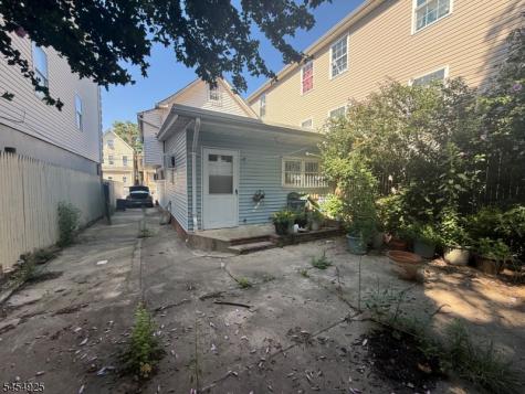 423 Fulton Street Elizabeth NJ 07206