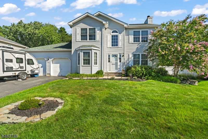 52 Diamond Lane Howell NJ 07731