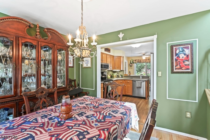 52 Diamond Lane Howell NJ 07731