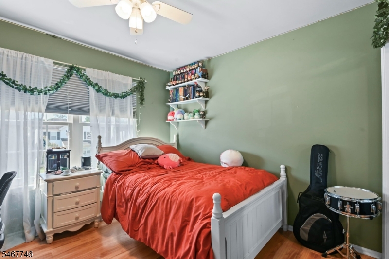 52 Diamond Lane Howell NJ 07731