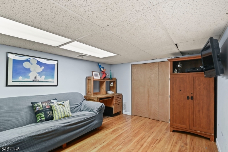 52 Diamond Lane Howell NJ 07731