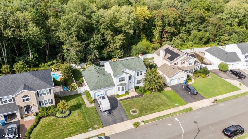 52 Diamond Lane Howell NJ 07731