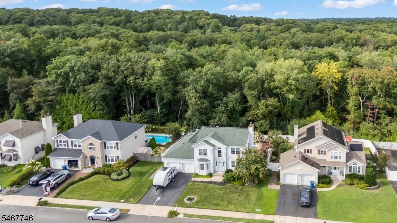52 Diamond Lane Howell NJ 07731