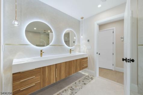 121 Engle Street Cresskill NJ 07626