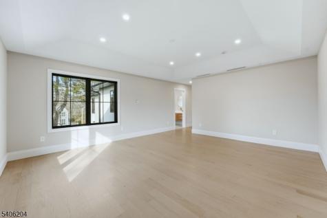 121 Engle Street Cresskill NJ 07626