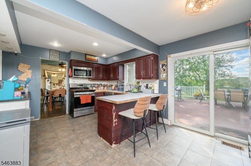 6 Emery Drive Readington NJ 08889