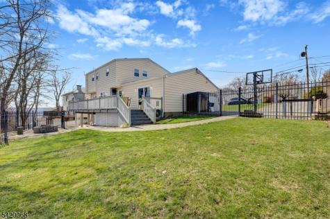 318 Daniel Street Rockaway NJ 07801