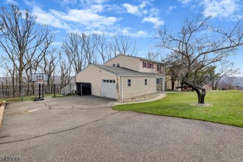 318 Daniel Street Rockaway NJ 07801