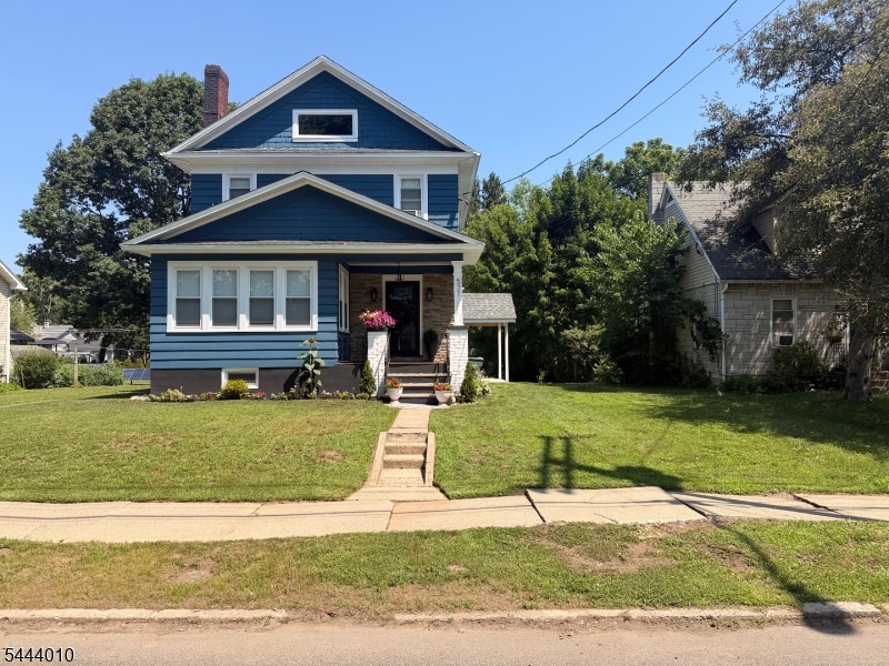 521 5TH Street Belvidere NJ 07823