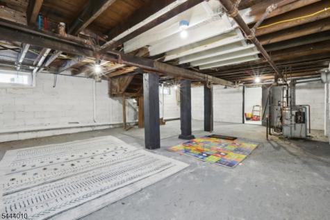 521 5TH Street Belvidere NJ 07823