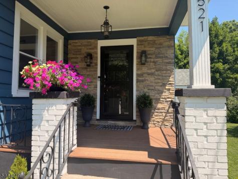 521 5TH Street Belvidere NJ 07823