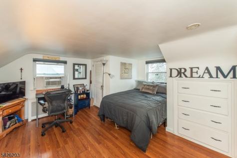 23 Sunnie Terrace West Caldwell NJ 07006