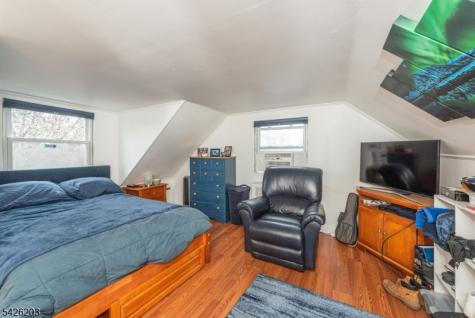 23 Sunnie Terrace West Caldwell NJ 07006