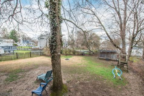 23 Sunnie Terrace West Caldwell NJ 07006