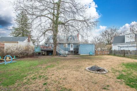 23 Sunnie Terrace West Caldwell NJ 07006