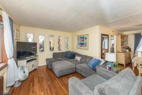 23 Sunnie Terrace West Caldwell NJ 07006