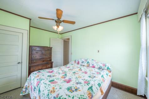 11 Oak Grove Road Caldwell Boro NJ 07006