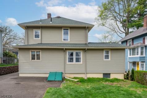 11 Oak Grove Road Caldwell Boro NJ 07006