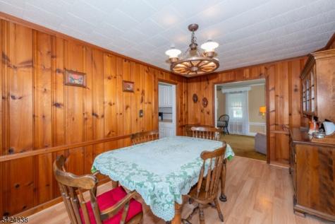 11 Oak Grove Road Caldwell Boro NJ 07006