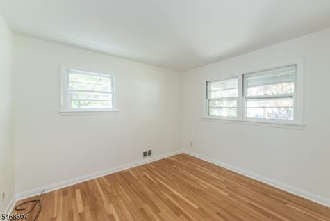 11 Cresthill Road Verona NJ 07044