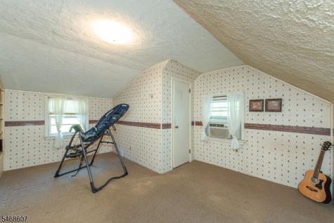 11 Cresthill Road Verona NJ 07044