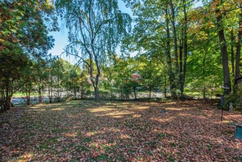 11 Cresthill Road Verona NJ 07044