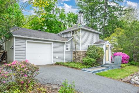 2 Cherry Tree Lane Sparta NJ 07871