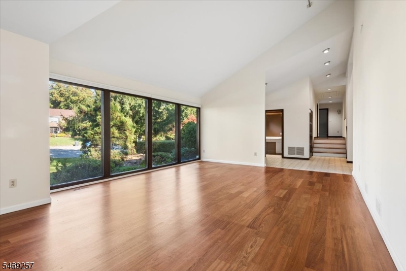 14 Sylvan Way Morris NJ 07960