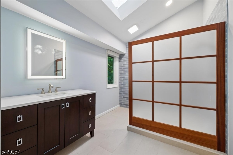 14 Sylvan Way Morris NJ 07960