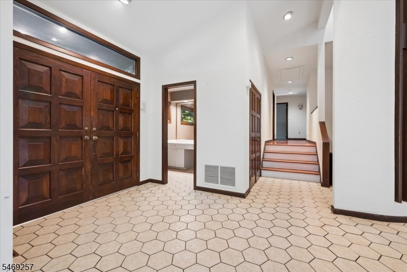 14 Sylvan Way Morris NJ 07960
