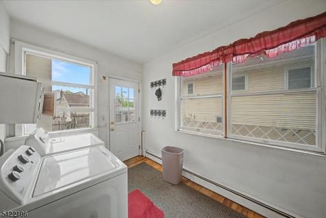 10 Reaville Court Parsippany-troy Hills NJ 07054